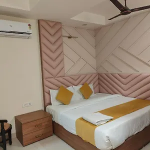 Hotel Nova Near Delhi Airport New Delhi